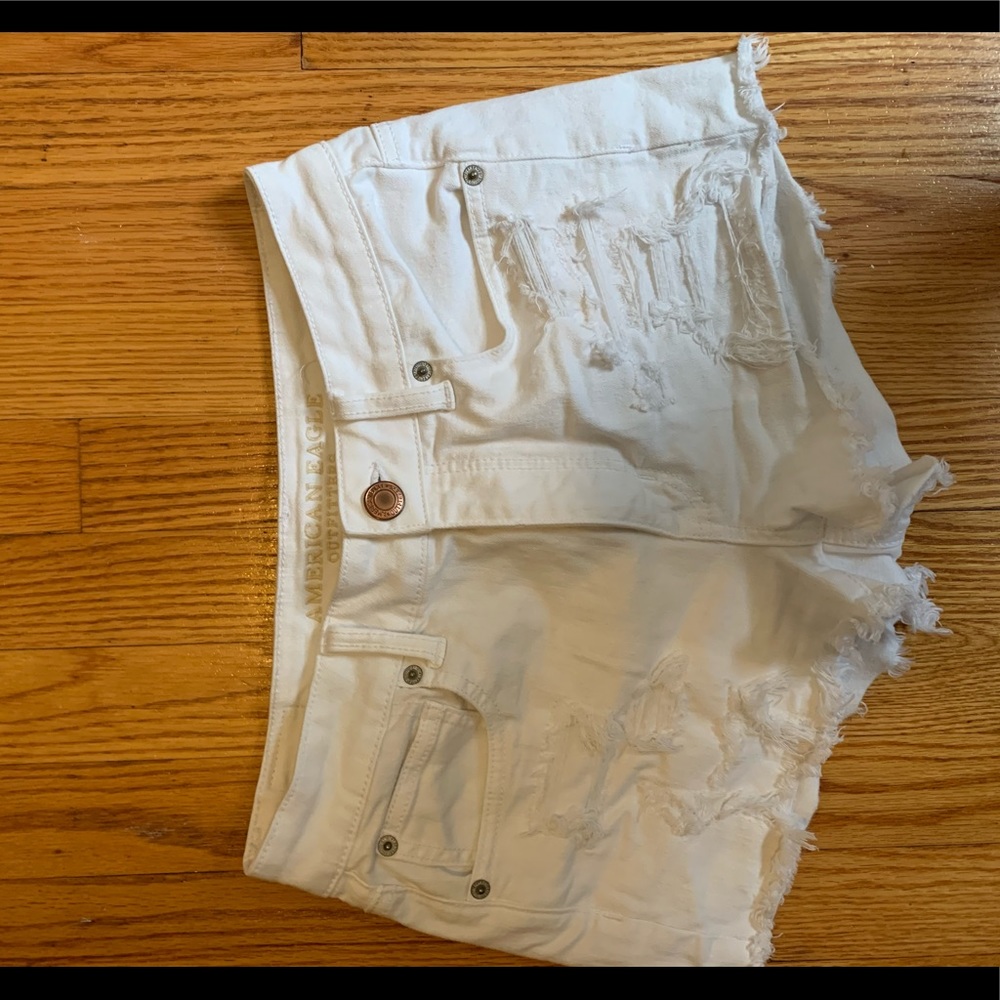 American Eagle Hi- rise shortie